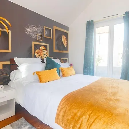 Maison Triplex *grand Paris* Ferienhaus *